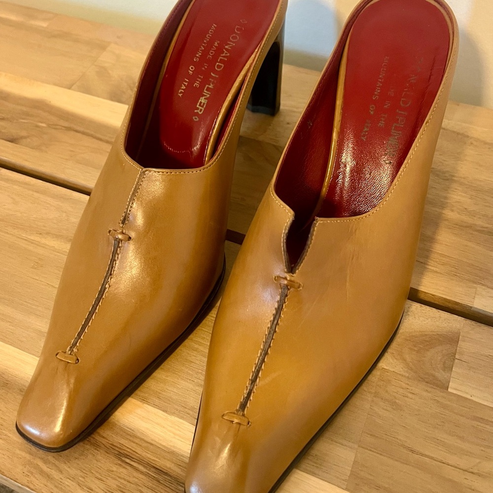 Donald J. Pliner Lisha mules - Picture 5 of 6